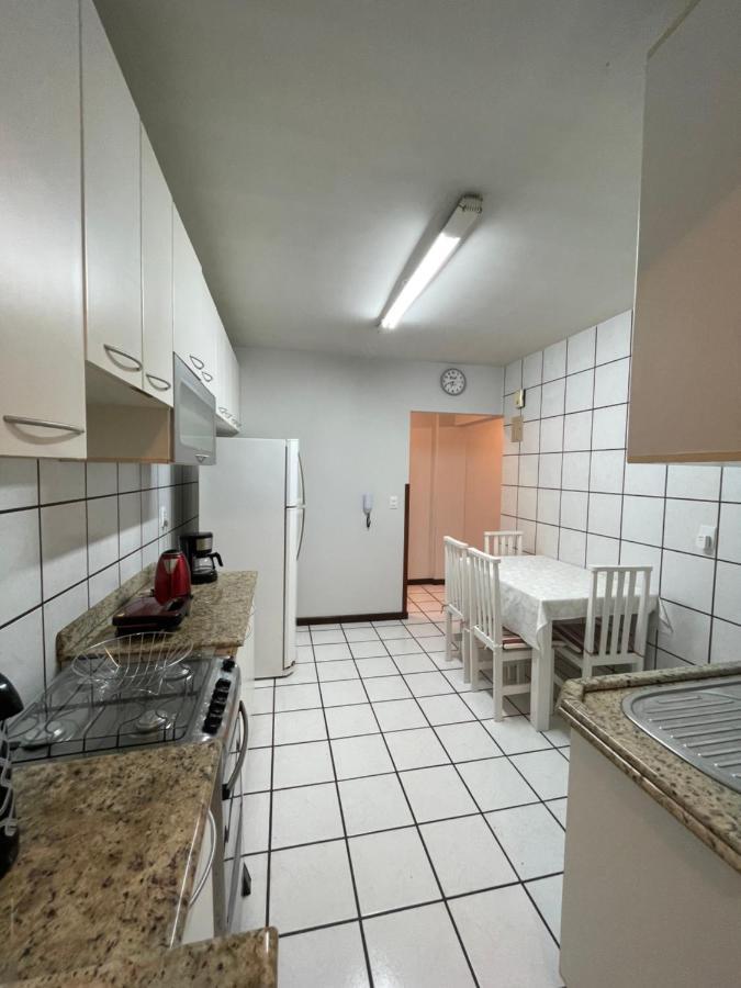 Apartamento Amplo E Completo No Centro Balneário Camboriú Екстериор снимка